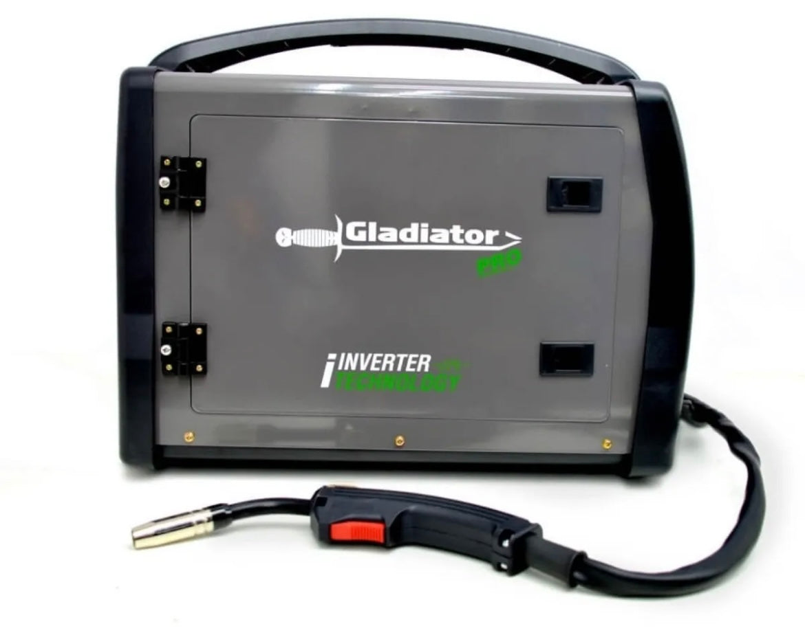 SOLDADORA INVERTER 130 AMP GLADIATOR IMF8130/220