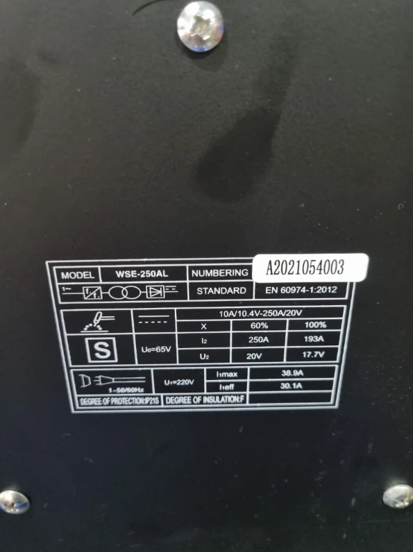 SOLDADORA INVERTER TIG ACDC ALUMINIO/MMA 250AMP