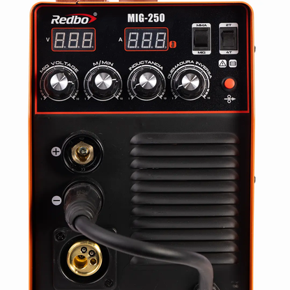 SOLDADORA MIG-250/5 kg REDBO