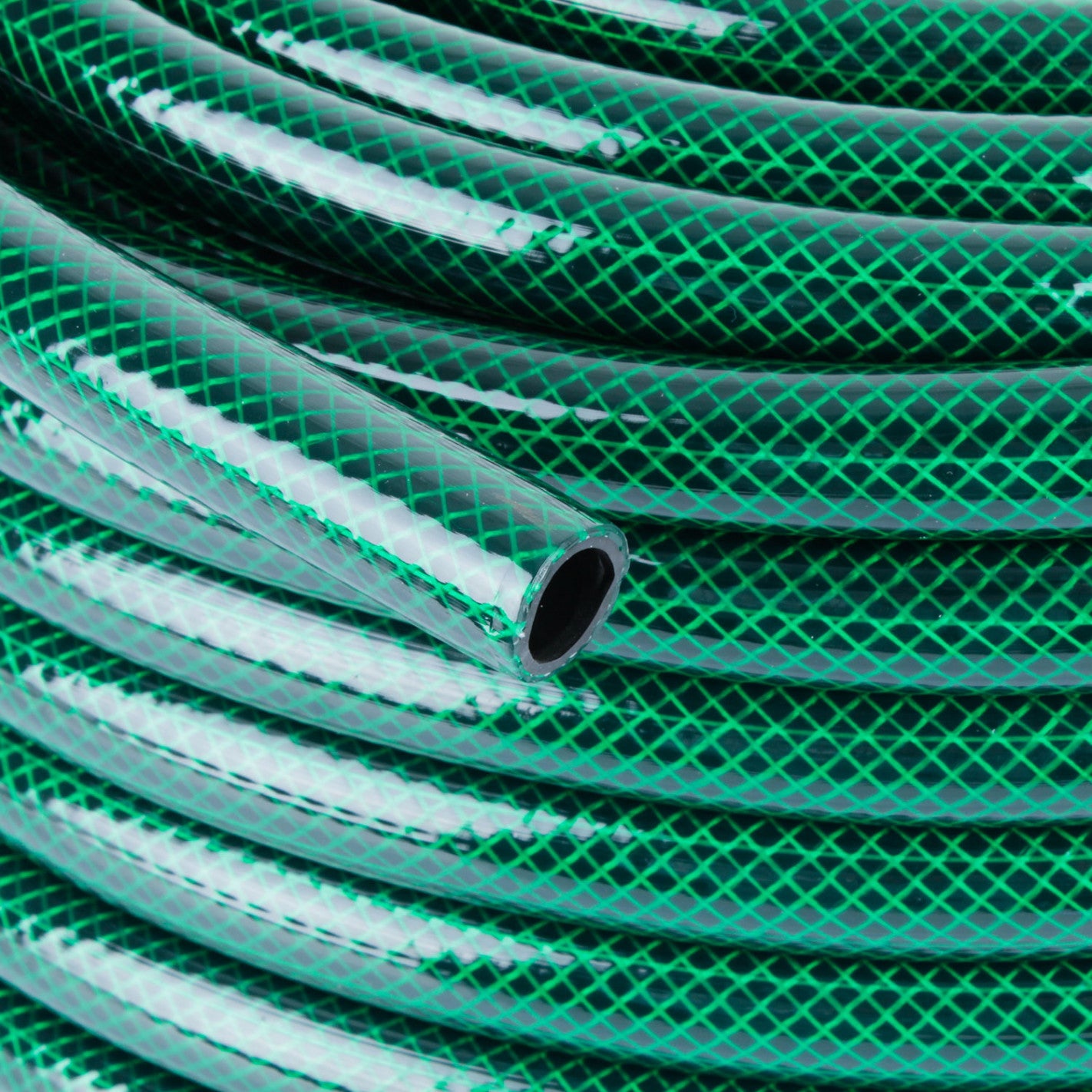 MANGUERA JARDIN REFORZADA 1/2"x 30 METROS CON ACCESORIOS EVEREST