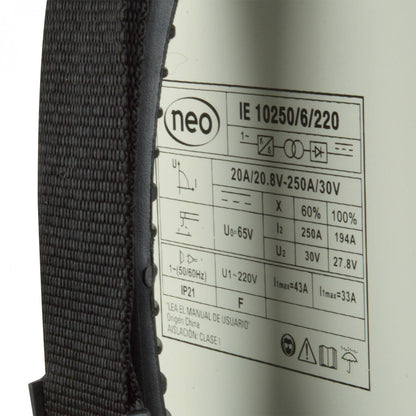 KIT SOLDADORA INVERTER ARCO MANUAL 250A + MASCARA NEO IE 10250/6/22